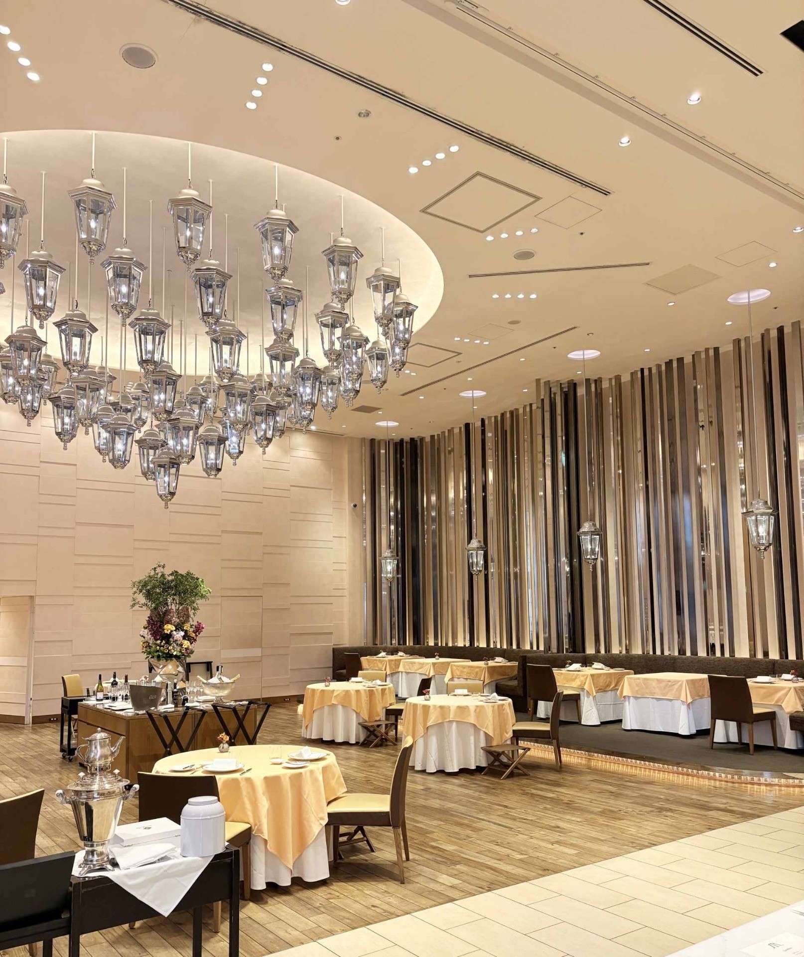 【ご報告】リストランテ ル・ミディ ひらまつ様での「テーブルマナー体験」にご招待いただきました